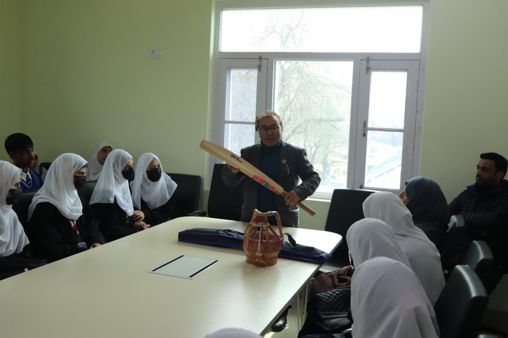 Career Planning Program For Central High School Pulwama Visit CIED IUST Foundation